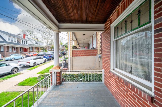 42 CRESTMONT ST, Reading, PA 19611