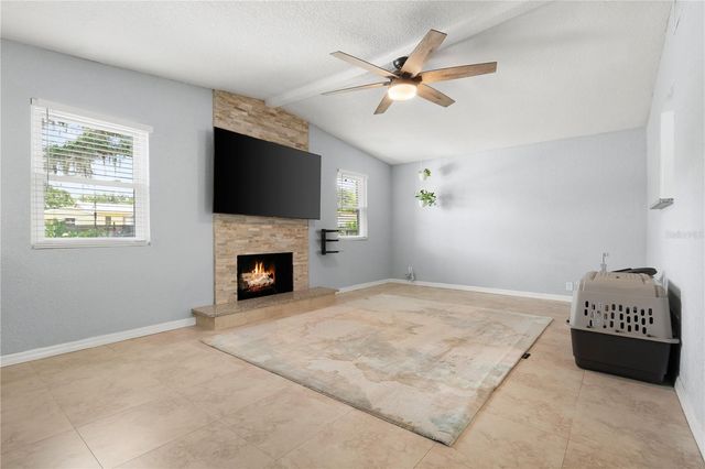 115 TEN OAK PLACE, Valrico, FL 33594