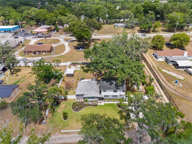 115 TEN OAK PLACE, Valrico, FL 33594