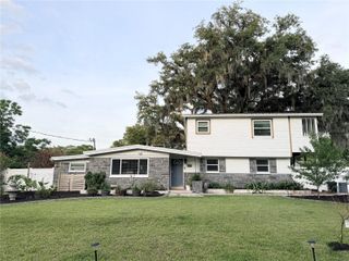 115 TEN OAK PLACE, Valrico, FL 33594