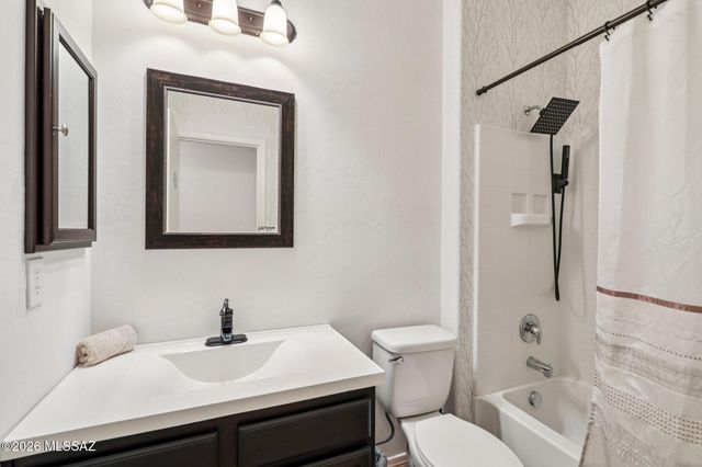 11372 W Smooth Pumice Street, Marana, AZ 85658