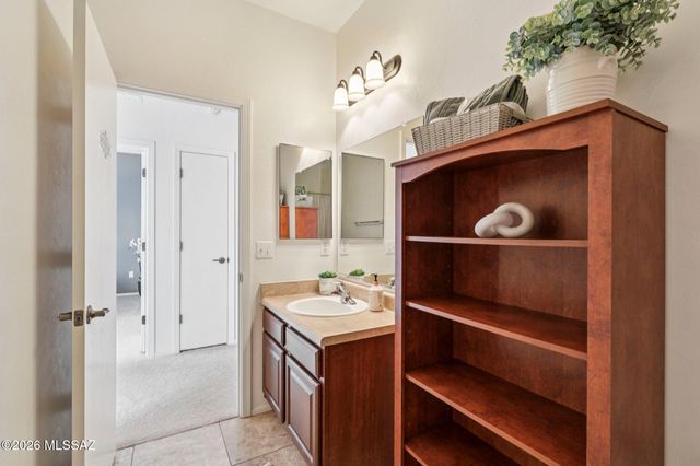 11372 W Smooth Pumice Street, Marana, AZ 85658