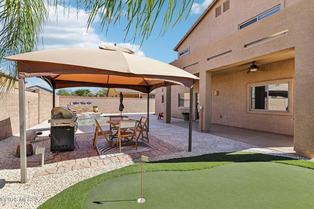 11372 W Smooth Pumice Street, Marana, AZ 85658