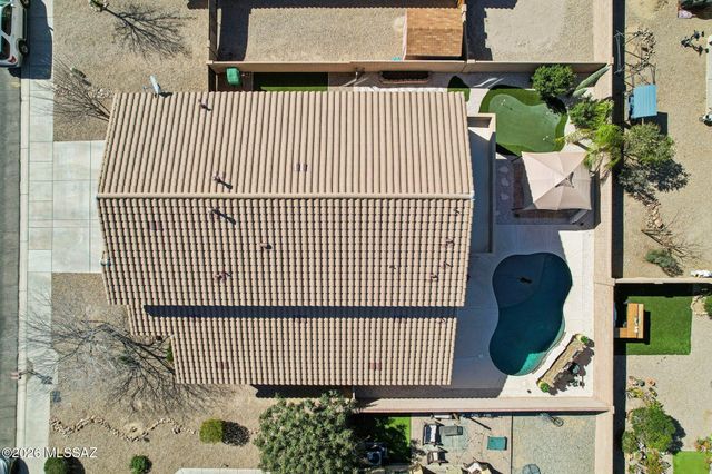 11372 W Smooth Pumice Street, Marana, AZ 85658