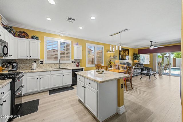 40013 N RIVER BEND Road, Anthem, AZ 85086