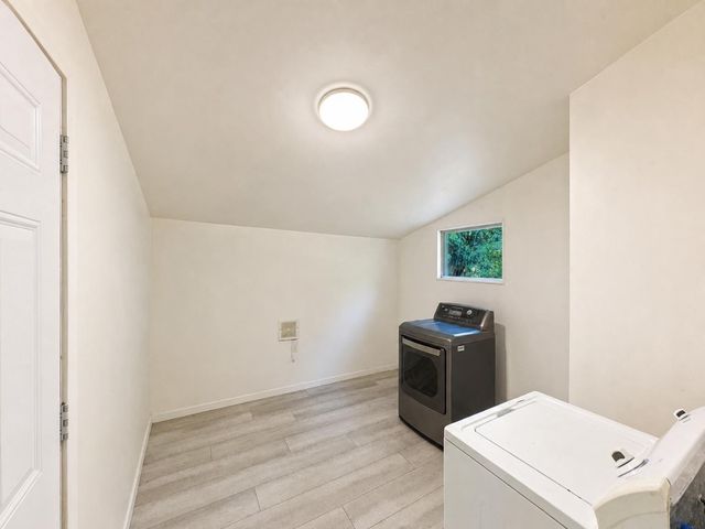 700 Pine Street, Hurst, TX 76053