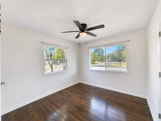 700 Pine Street, Hurst, TX 76053