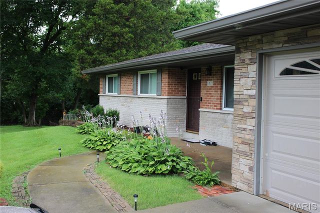 1227 Trampe Avenue, Unincorporated, MO 63138