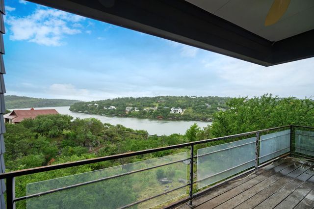 401 Crestview DR, Marble Falls, TX 78654