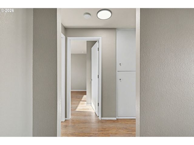 325 W N St, Springfield, OR 97477