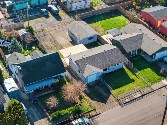 325 W N St, Springfield, OR 97477