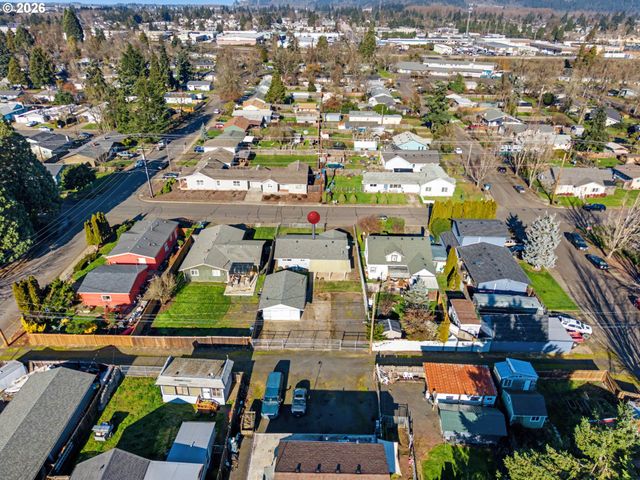 325 W N St, Springfield, OR 97477