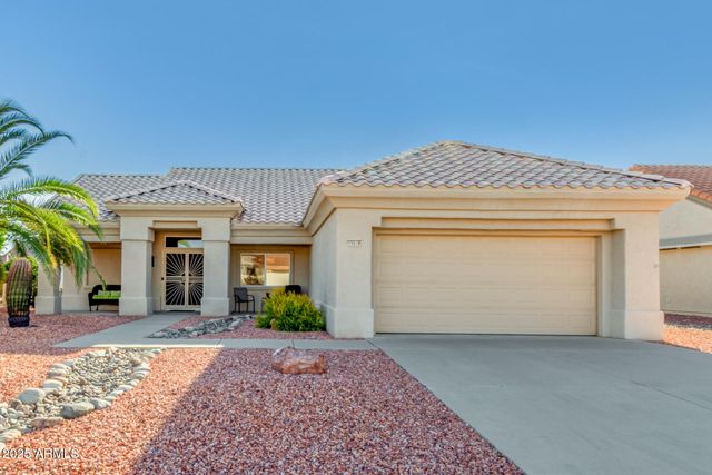 15919 W FALCON RIDGE Drive, Sun City West, AZ 85375
