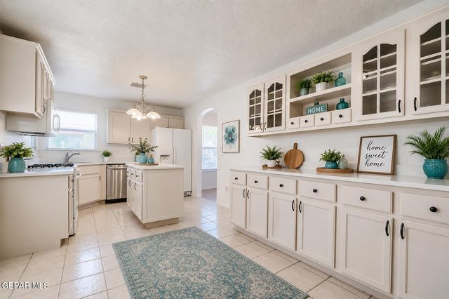 12645 SUN HAVEN Drive, El Paso, TX 79938