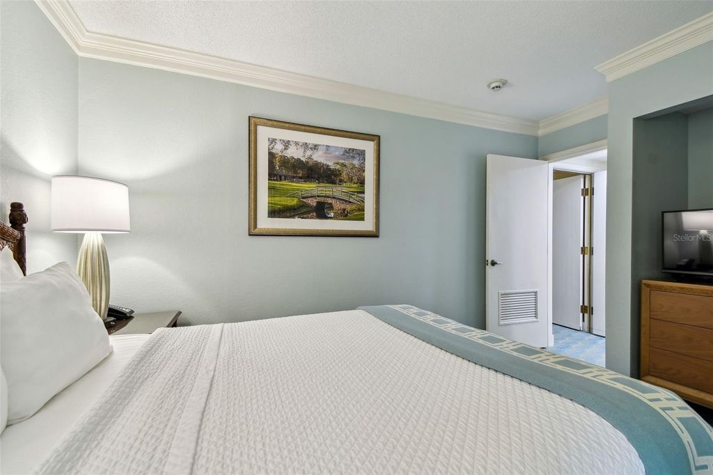 Image 26 of property listing at 36750 US 19 N 06211, Palm Harbor, FL 34684