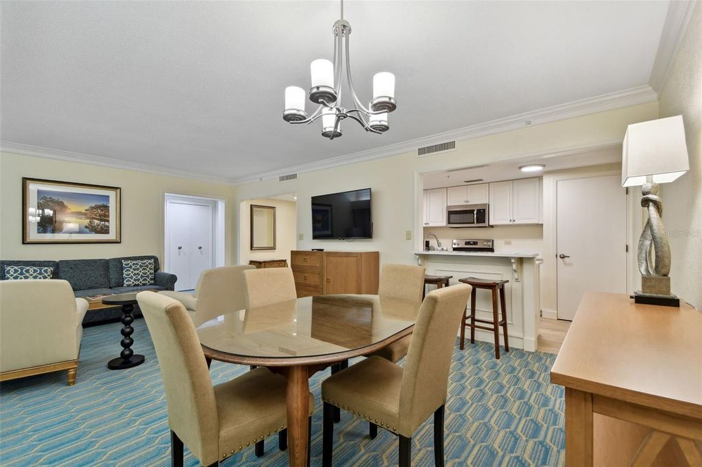 Image 8 of property listing at 36750 US 19 N 06211, Palm Harbor, FL 34684