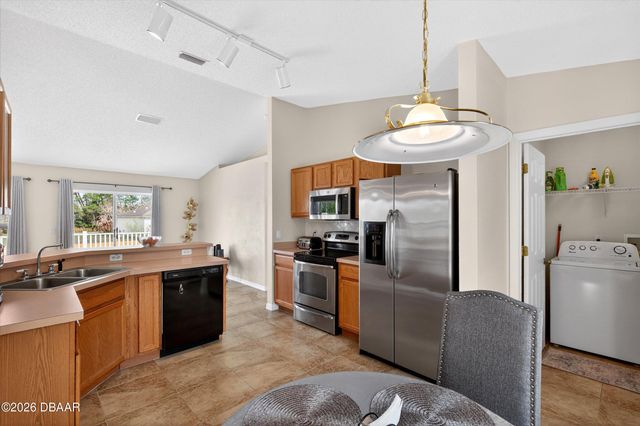 2948 N Huron Drive, Deltona, FL 32738