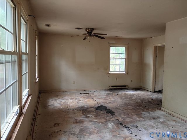 19515 Julep Cir, South Chesterfield, VA 23834