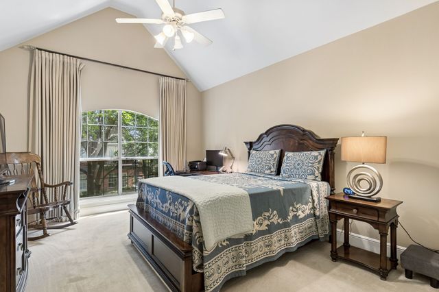 4147 Towne Green Circle, Addison, TX 75001