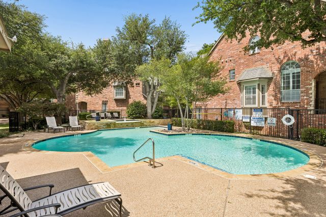 4147 Towne Green Circle, Addison, TX 75001