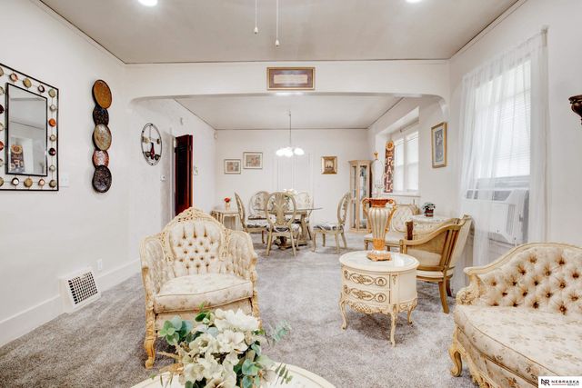 6759 N 24th Street, Omaha, NE 68112