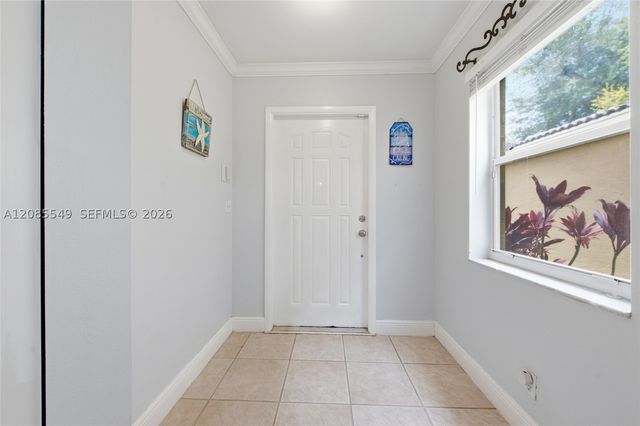 4258 NW 1st Dr, Deerfield Beach, FL 33442