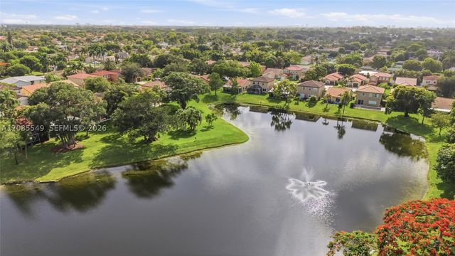 4258 NW 1st Dr, Deerfield Beach, FL 33442