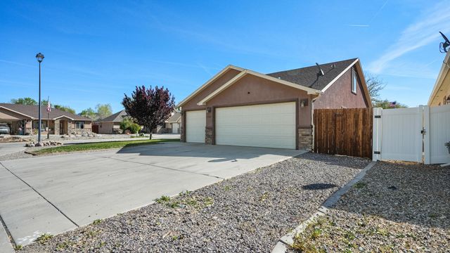 458 Davis Road, Grand Junction, CO 81504