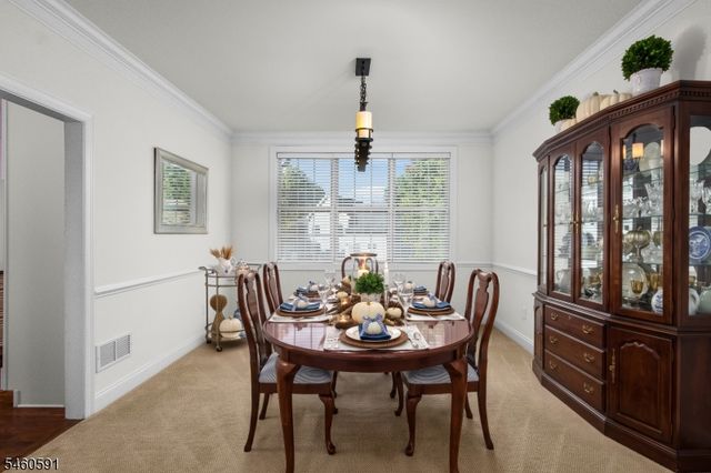 6 Sergeant Ct, Mount Olive Twp., NJ 07828