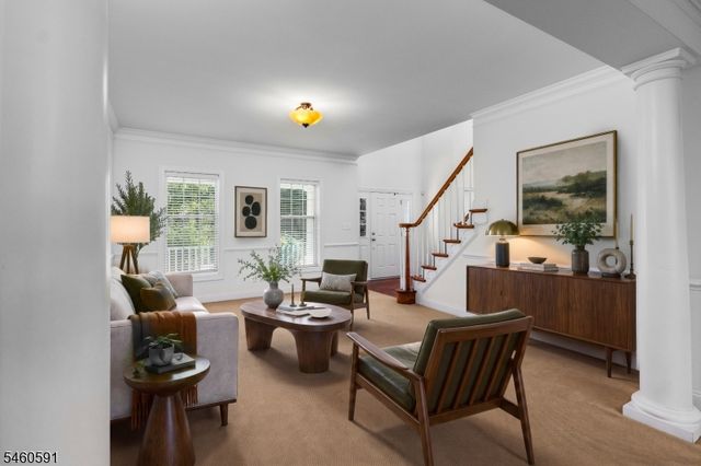 6 Sergeant Ct, Mount Olive Twp., NJ 07828