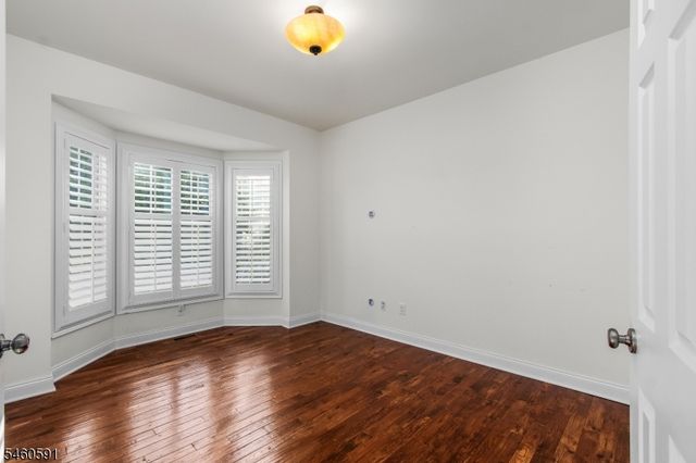 6 Sergeant Ct, Mount Olive Twp., NJ 07828