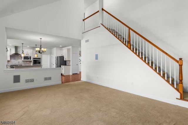 6 Sergeant Ct, Mount Olive Twp., NJ 07828