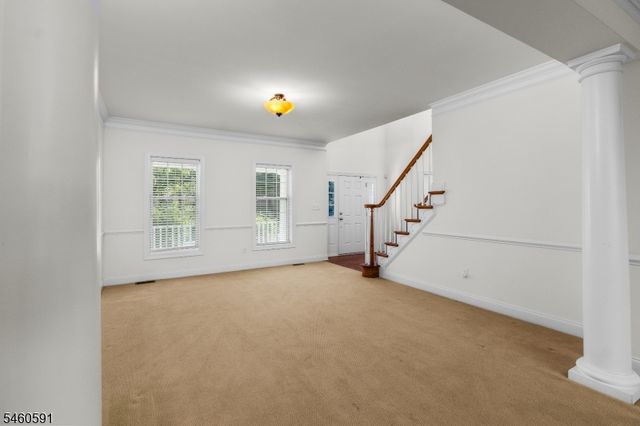 6 Sergeant Ct, Mount Olive Twp., NJ 07828