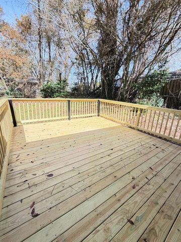 7367 Rountree Drive, Riverdale, GA 30274