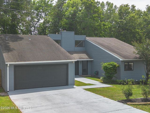 8818 Hana Place, Diamondhead, MS 39525