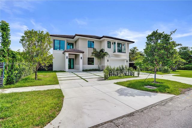 6415 SW 83rd St, Miami, FL 33143