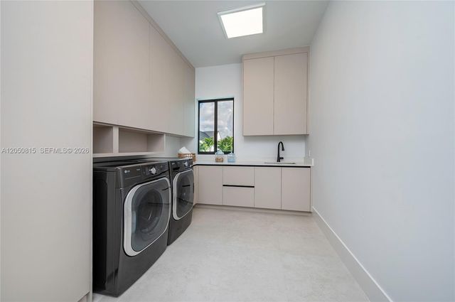 6415 SW 83rd St, Miami, FL 33143