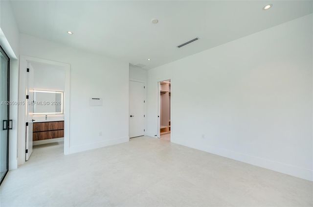 6415 SW 83rd St, Miami, FL 33143