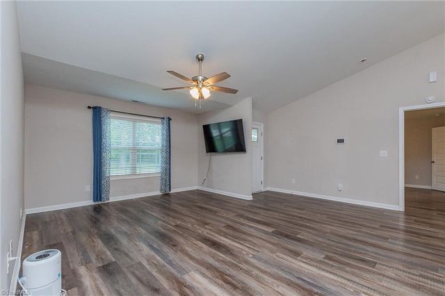 1 Lambeth Drive, Thomasville, NC 27360