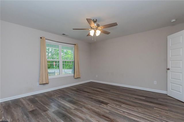 1 Lambeth Drive, Thomasville, NC 27360