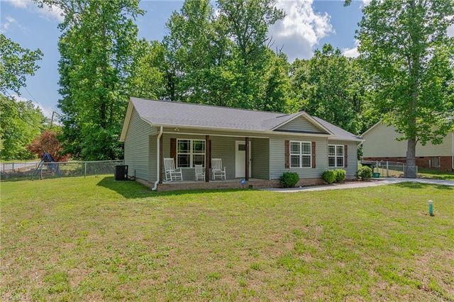 1 Lambeth Drive, Thomasville, NC 27360