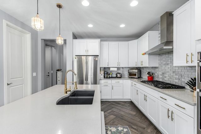 3557 E Tina Drive, Phoenix, AZ 85050