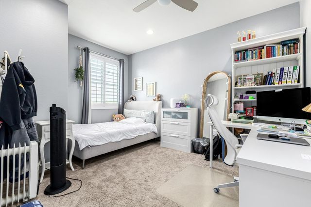3557 E Tina Drive, Phoenix, AZ 85050
