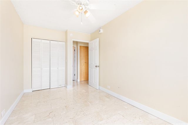 1535 Pensacola Street 807, Honolulu, HI 96822