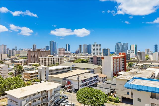 1535 Pensacola Street 807, Honolulu, HI 96822