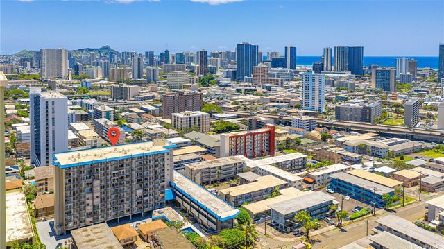 1535 Pensacola Street 807, Honolulu, HI 96822