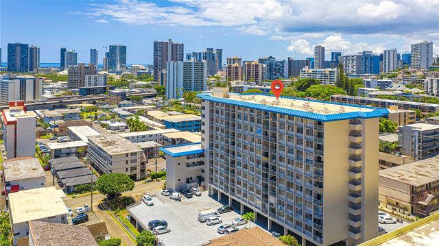 1535 Pensacola Street 807, Honolulu, HI 96822