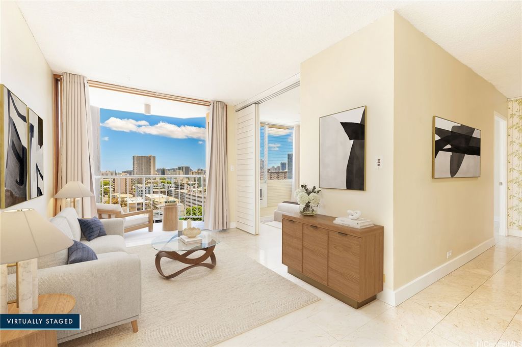 1535 Pensacola Street 807, Honolulu, HI 96822