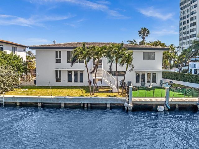 11900 N Bayshore Dr 205, North Miami, FL 33181
