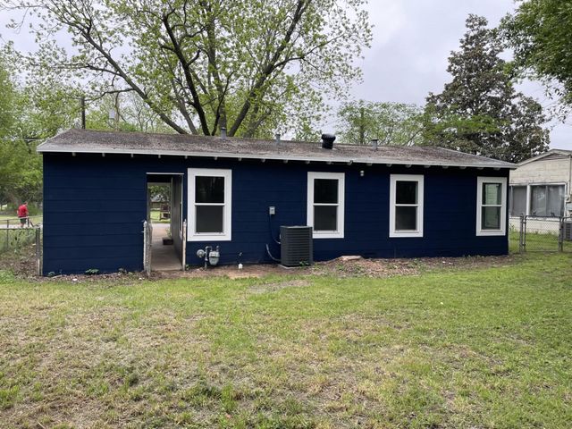 513 W Florence Street, Denison, TX 75020
